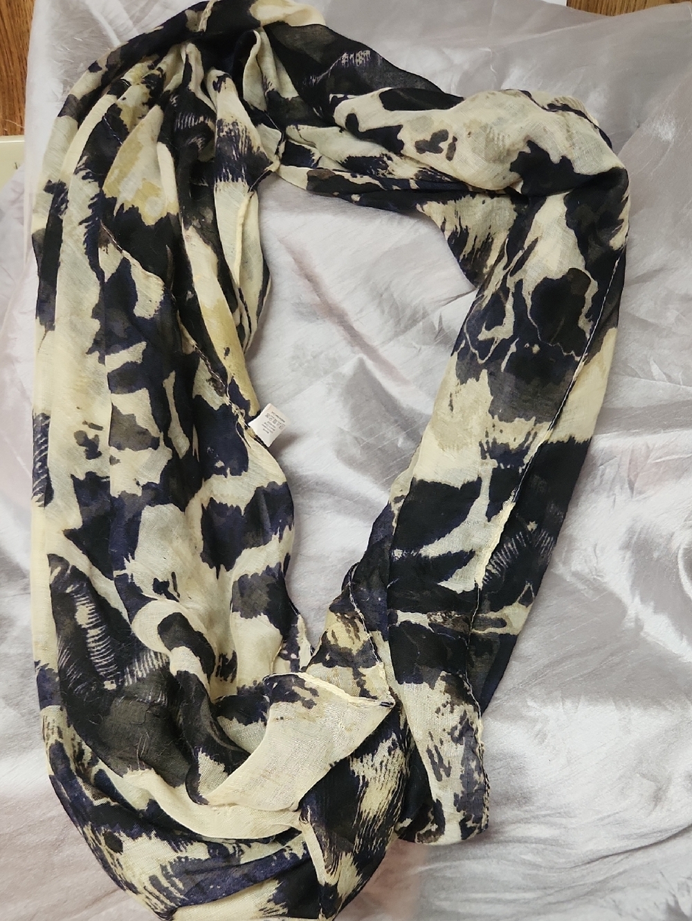 Lightweight Black and Cream Animal-Print Scarf